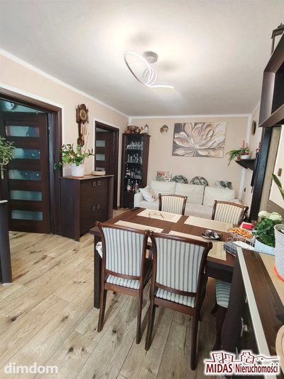 Na sprzedaż funkcjonalne 3-pokojowe mieszkanie 44,900 m² po remoncie - gotowe do zamieszkania!