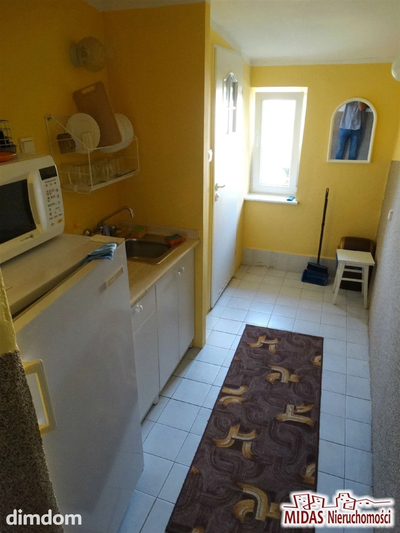 Oficyna w bardzo dobrej lokalizacji - 3