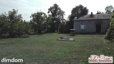 Oferujemy do sprzedaży za naszym pośrednictwem działkę rolno budowlaną o powierzchni 3300m2. - 2