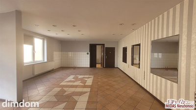 Lokal 82m2, 4 sale, parter, 2 wejścia, parking - 3