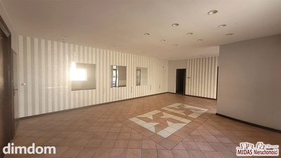 Lokal 82m2, 4 sale, parter, 2 wejścia, parking - 2