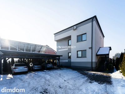Budynek z 6 niezależnymi apartamentami. - 3