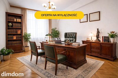 Lokalizacja z oknami na ulice Starego Miasta.