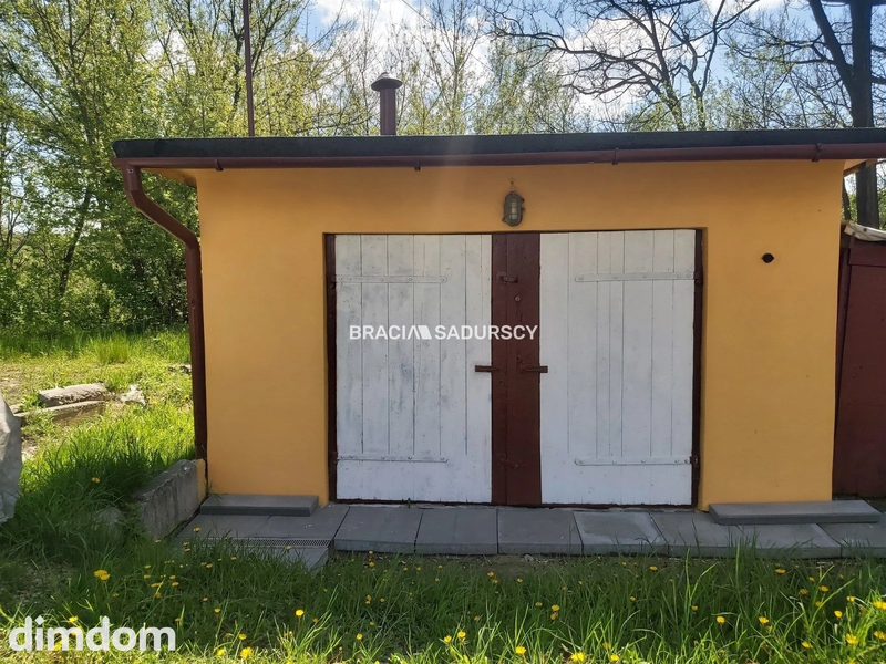 Chrzanów, ul. Kolonia Fabryczna - do sprzedania garaż (z możliwym najemcą) - dd_c43ea97e_ls_BS4-BS-315707-74_1.jpg
