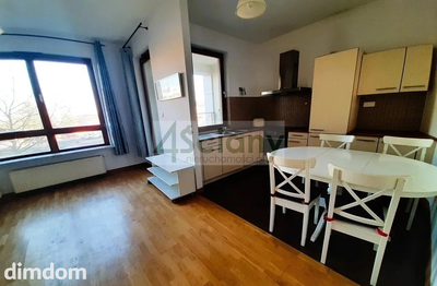 2-pokojowe mieszkanie o powierzchni 45,83 m² na 1. piętrze w budynku z 2010 roku.