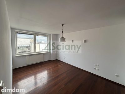Komfortowy 4-pokojowy apartament na Woli - 4