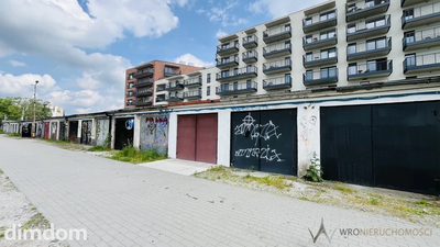 Garaż z kanałem i trzema zamkami – Różanka - 3
