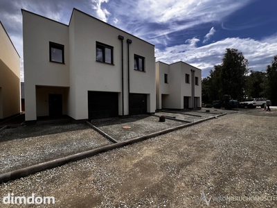 NOWOCZESNY DOM Z GARAŻEM I OGRODEM - 5