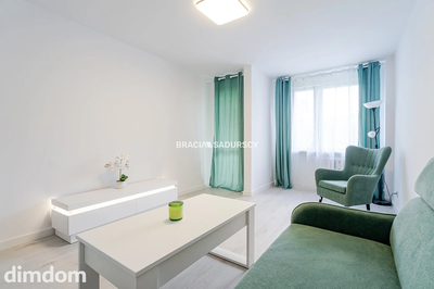 PO REMONCIE, DO WEJŚCIA 3-POKOJOWE Z BALKONEM - 3