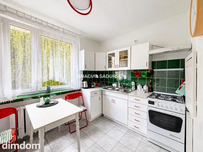 Kawalerka z osobną kuchnią, 37 m², balkon - 2