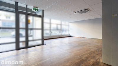 Lokal 135m2 front parter Kurdwanów