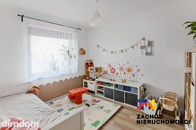 Na sprzedaż dom wolnostojący o powierzchni 97 m2 usytuowany na działce o powierzchni 582 m2 zlokalizowany w Zielonej Górze- dzielnica Sucha Osiedle Złote Piaski. Dom komfortowy, jasny i przestronny. - 3
