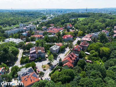 Dom Stare Podgórze| Działka narożna 5,6 - 2