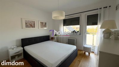 Gotowy do zamieszkania nowoczesny apartament o powierzchni 75,40 m² położony na 1 piętrze, zaprojektowany z myślą o komforcie -  - w pełni umeblowany i wyposażony . - 4