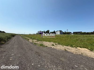 Do sprzedaży działka budowlana o powierzchni 972 m2 w Zbrosławicach - dzielnica Wieszowa. - 2