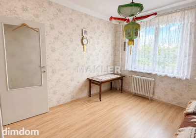 2 pokoje z mozliwoscią 3, balkon, blok z cegły
