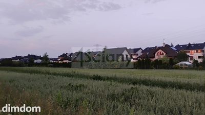 7070m - jednorodzinne + usługi - 2