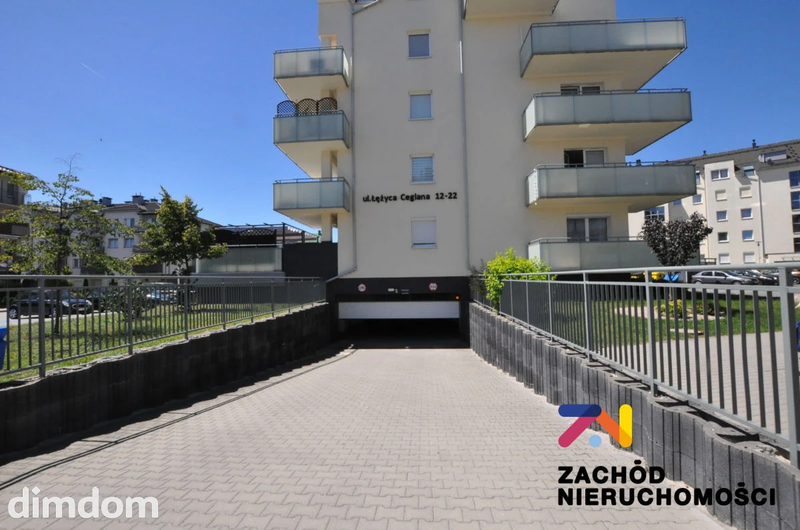 PREZENTUJEMY GARAŻ NA SPRZEDAŻ NA OSIEDLU ŁĘŻYCA CEGLANA 12-22 O POWIERZCHNI 17,80 mkw. - 167620227-1l.jpg