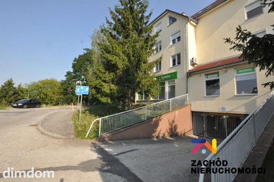 Przedstawiamy Państwu garaż usytuowany w Zielonej Górze przy ul. STEFANA WYSZYŃSKIEGO na osiedlu PRZYJAŹNI o powierzchni 15,80 m2.