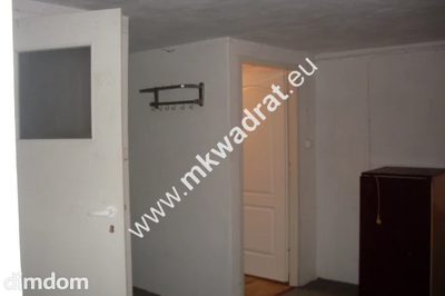 Do sprzedania dobrze prosperujacy sklep spożywczo-przemysłowy w północno- zachodnim Błoniu. Powierzchnia sklepu zajmuje 113 m2 z malym zapleczem i 50-cio metrową powierzchnią z przeznaczeniem na mies… - 4