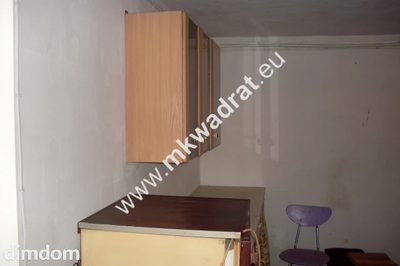 Do sprzedania dobrze prosperujacy sklep spożywczo-przemysłowy w północno- zachodnim Błoniu. Powierzchnia sklepu zajmuje 113 m2 z malym zapleczem i 50-cio metrową powierzchnią z przeznaczeniem na mies… - 5