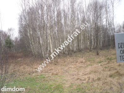 Ten wyjątkowo piękny teren podzielony jest na 8 działek budowlanych od 1294 m2 do 1113 m2. Zainteresowany może nabyć sąsiadującą z tym terenem drugi kompleks 6 działek budowlanych o powierzchni 9600… - 2