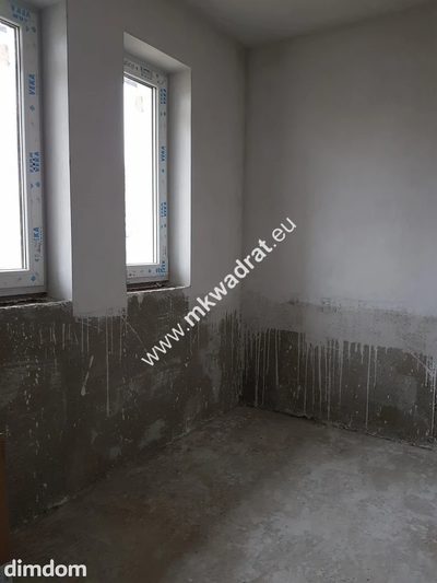 Połowa bliźniaka 6 pokoi w dobrej lokalizacji - 2