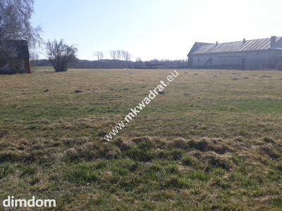 Działka położona w miejscowości Kurantów gmina Radziejowice. Składa się z trzech działek o pow. 3903 + 27355 ( z czego 1700 m2 jest lasu )+ 613 m2.Każda z działek jest połączona z… - 3