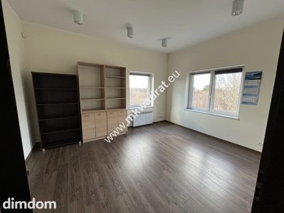 4 pokoje biurowe 65m2, MEDIA , 3 m-ca parking - 3