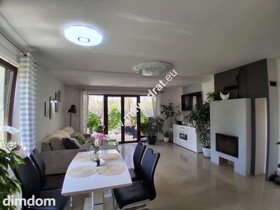Dom 306 m² z dużą działką 3143 m²+budynki gościnne - 3