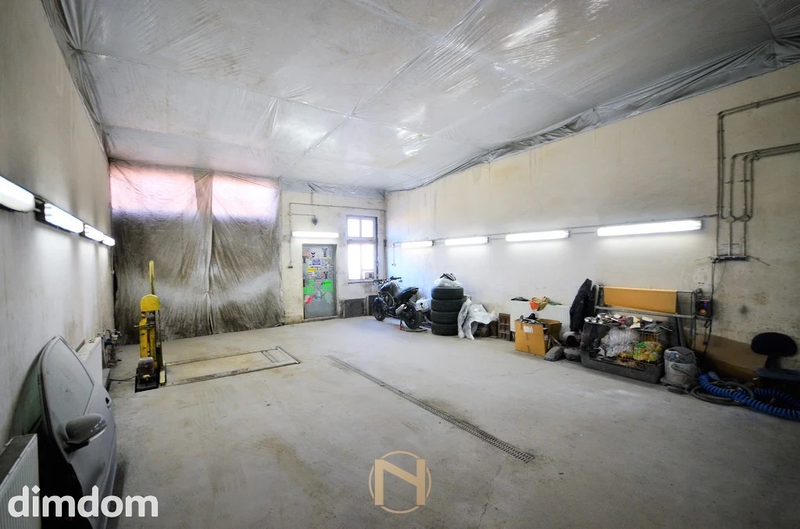 Lokal na sprzedaż - 111713560.jpg
