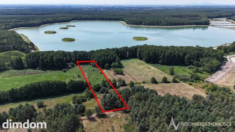 Działka widokowa nad jeziorem - 114456466.jpg