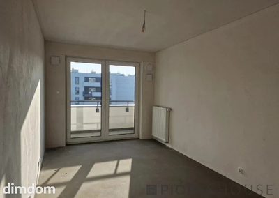 4-pokojowe mieszkanie na Włochach