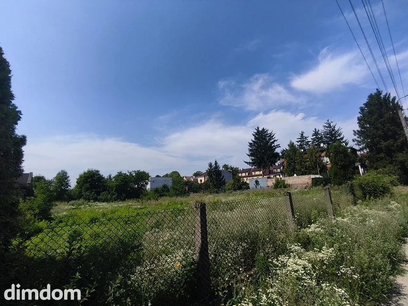 Działka w centrum miasta, która zarobi na Ciebie - 114409637.jpg