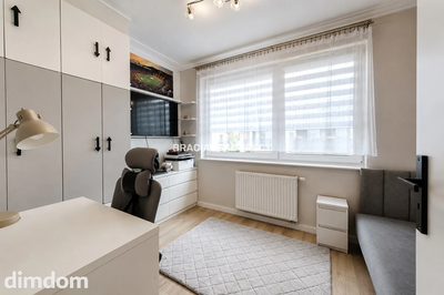 3 pok|wysoki standard|duży balkon|ul. Kantarowicka - 5