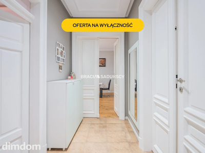 Duże mieszkanie w kamienicy w centrum, po remoncie