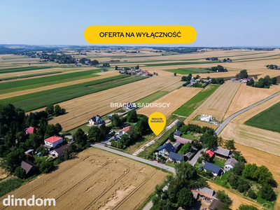 Działka budowlana / MPZP / media / MR2