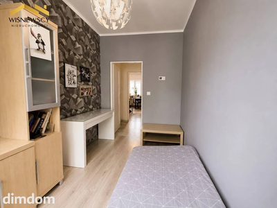 3 pokoje, 56 m² na parterze, 300 m od Zamku - 3