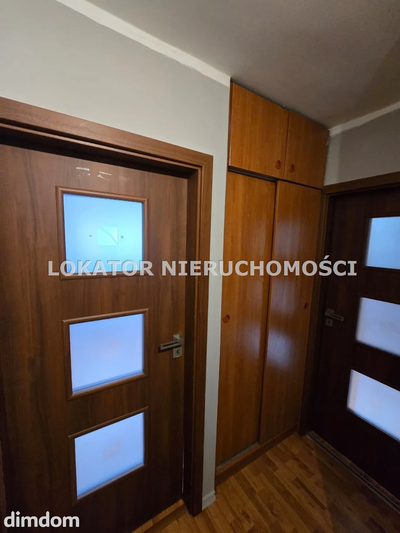 2 pokojowe mieszkanie o powierzchni 35,7m2 położone na I piętrze w IV piętrowym bloku w centrum miasta przy Alei Piastów - 2