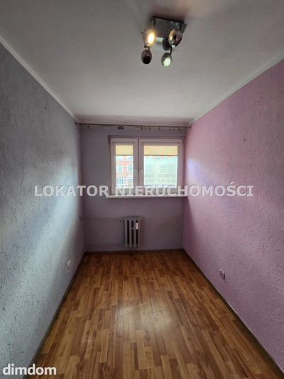 2 pokojowe mieszkanie o powierzchni 35,7m2 położone na I piętrze w IV piętrowym bloku w centrum miasta przy Alei Piastów - 3