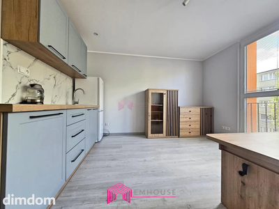 Kawalerka po generalnym remoncie w centrum miasta - 3