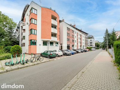 ŚWIETNA LOKALIZACJA 2-POKOJOWE Z BALKONEM