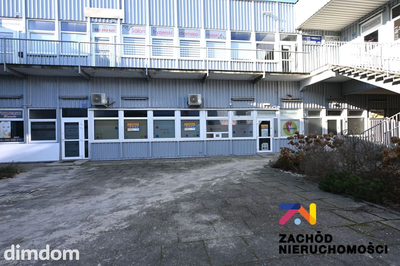 Oferujemywynajęcia lokal usługowy o powierzchni 136,33m2 zlokalizowany przy Alei Woj. Polskiego w kompleksie lokali w słynnym zielonogórskim MROWISKU.