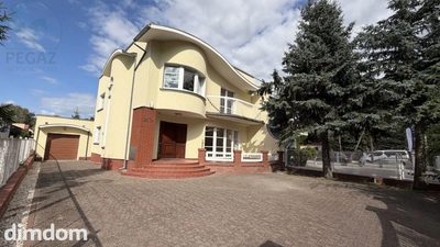 Dom na sprzedaż