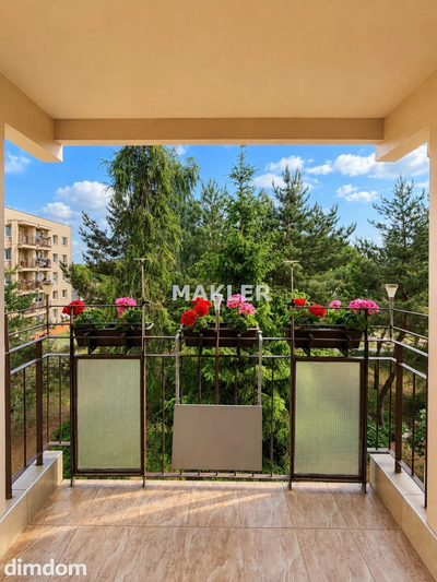 3pokoje,2p,balkon,spokojna okolica