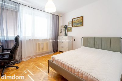 Nowa Huta, os. Spółdzielcze. Mieszkanie 2 pokojowe z osobną kuchnią i balkonem - 51,59 m 2 . - 4