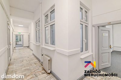 Mamy przyjemność zaprezentować Państwu budynek/ lokale użytkowe w samym centrum miasta przy ul.  Generała Władysława Sikorskiego 9. - 3