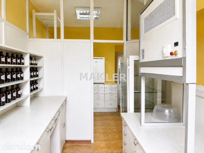 Lokal usługowy na sprzedaż w centrum - 3