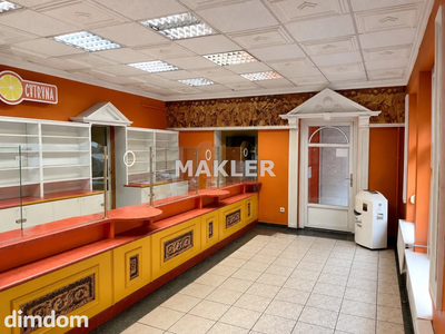 Lokal usługowy na sprzedaż w centrum - 4