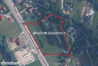 Działka pod usługi lub zabudowe jednorodzinną - 3